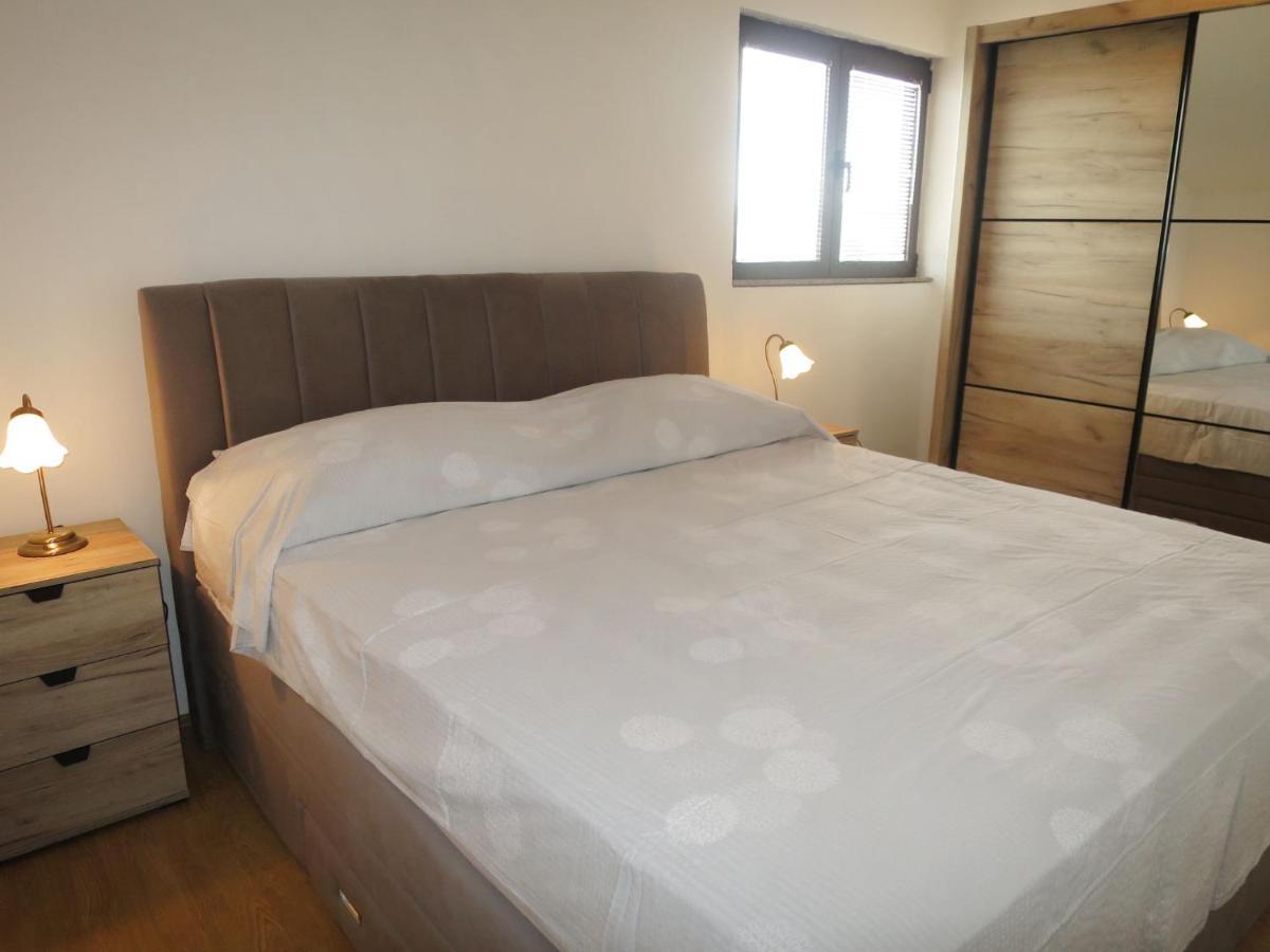 Pridraga Holiday Home Culina By Interhome מראה חיצוני תמונה